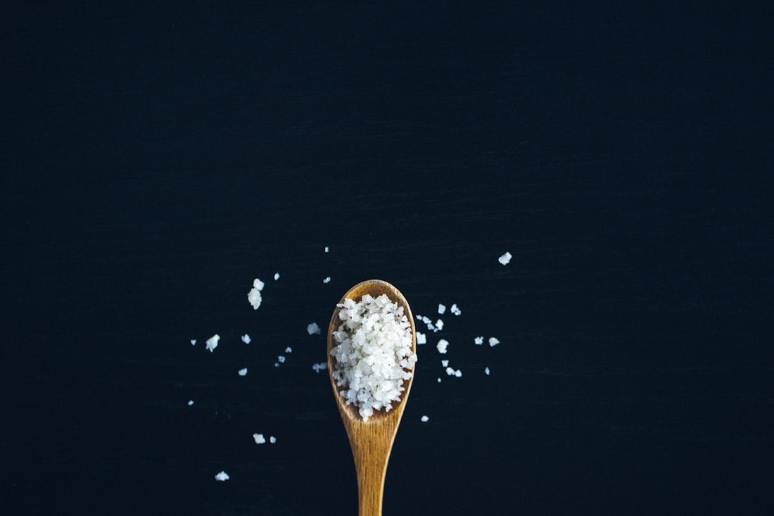 Nigella Sativa Benefits: What 900+ Studies Say (And What the Prophet Said)