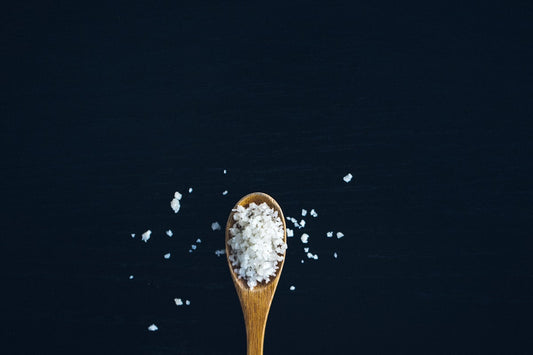 Nigella Sativa Benefits: What 900+ Studies Say (And What the Prophet Said)